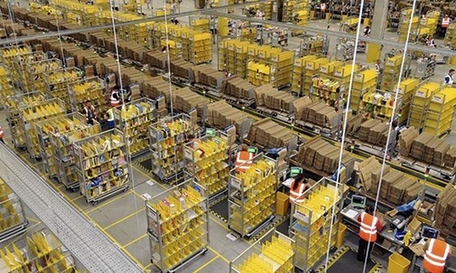 Amazon warehouse, feature
